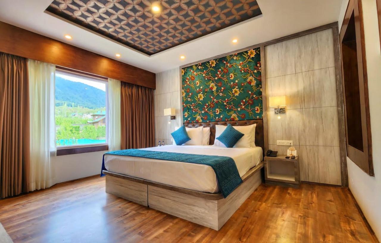 The Walnut Creek Pahalgam Pahalgām Exterior foto